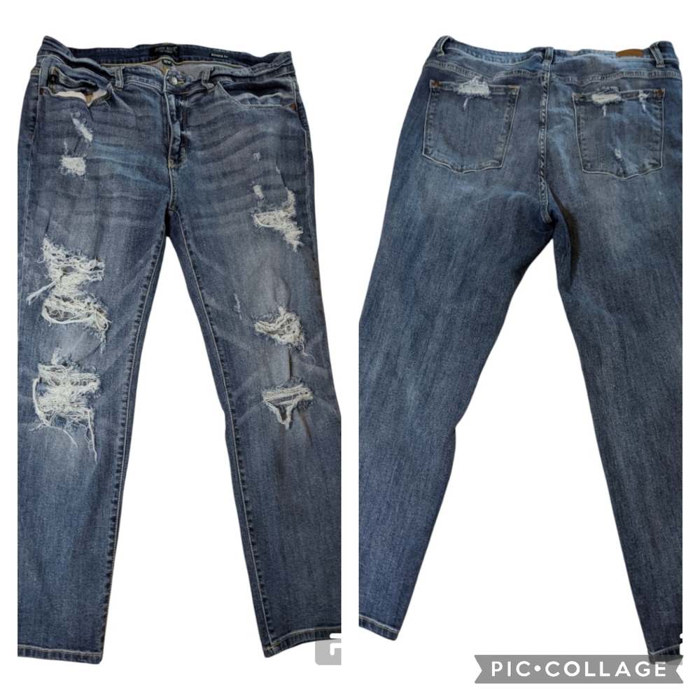 Judy Blue Distressed Boyfriend Fit Jeans Women's 18W Super Soft & Stretchy